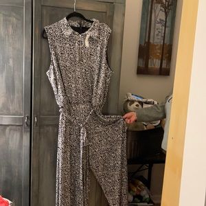 Roz&Ali Womans 3X sleeveless jumpsuit